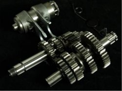 Pevodovka "ve nahoru" pro 140ccm motory
